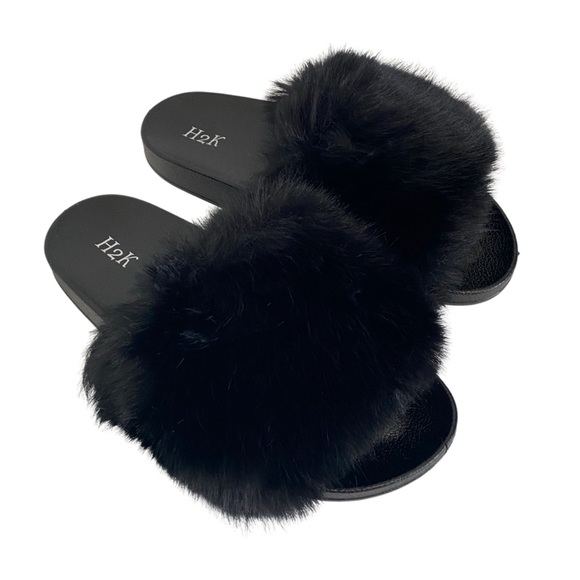 H2K Shoes - NEW! H2K Faux Fur Black Slip On Slide Sandals